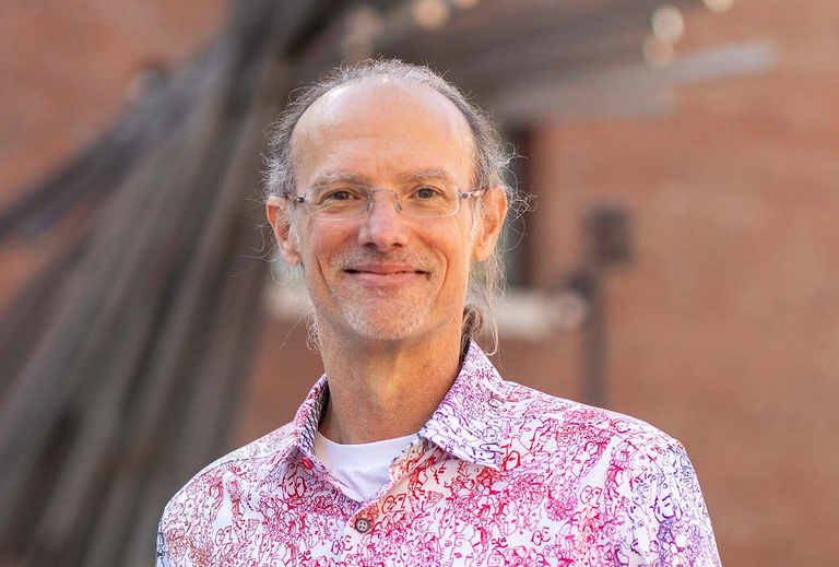 Headshot of Mark Grinstaff